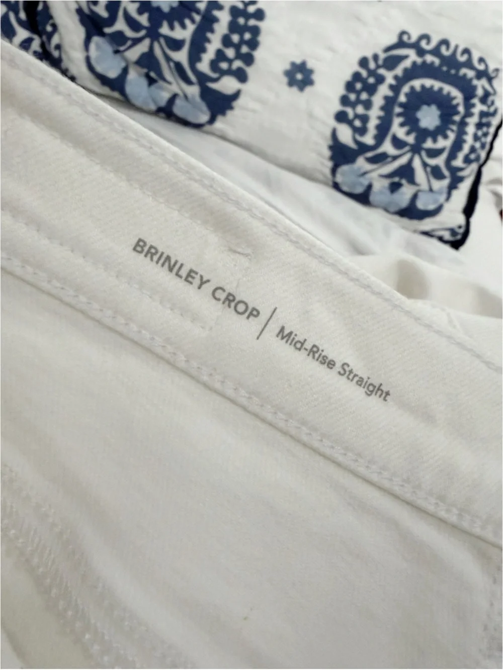 AG Brinley Crop Jean in Gallery White Size 29
